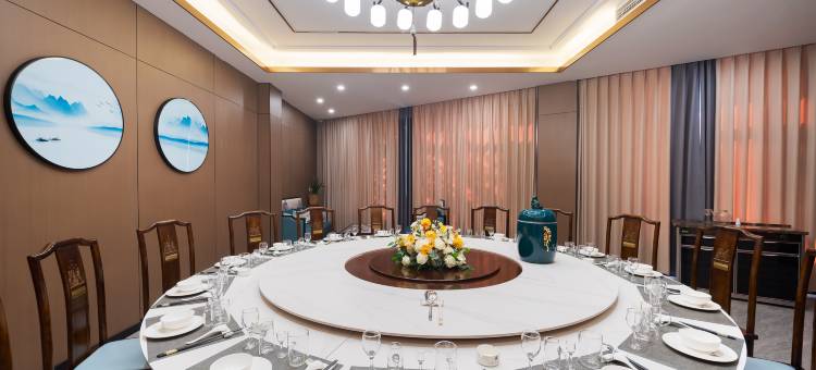 宝丰宏泰大酒店图片