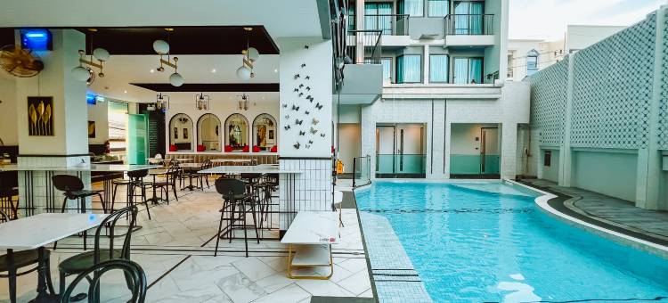 普吉老镇拉特里酒店(Ratri Hotel Phuket Old Town)图片
