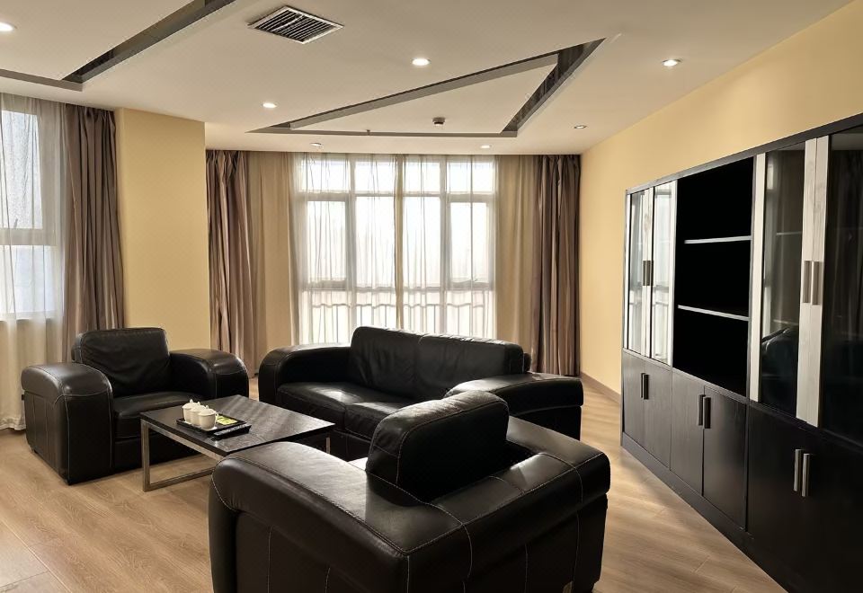  Hotel Overview