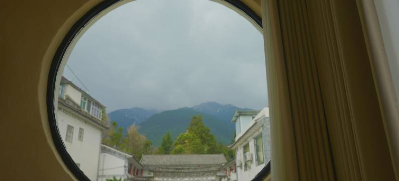 天龙居客栈(大理古城南门楼店)图片