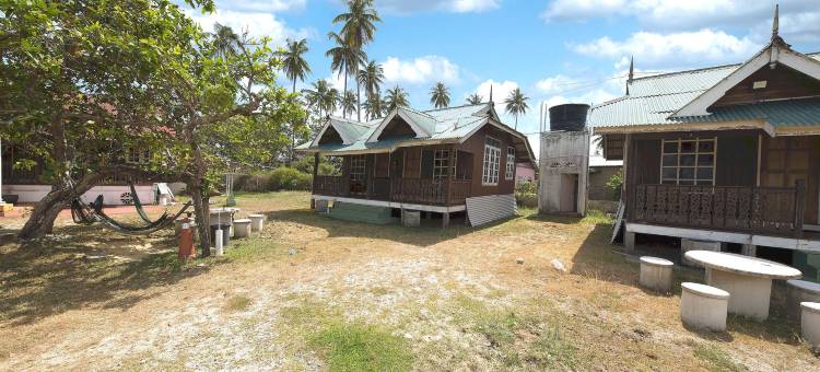 萨穆德拉基塔特拉塔克木屋与招待所(Hotel O Teratak Samuderakita, Chalet & Guesthouse)图片