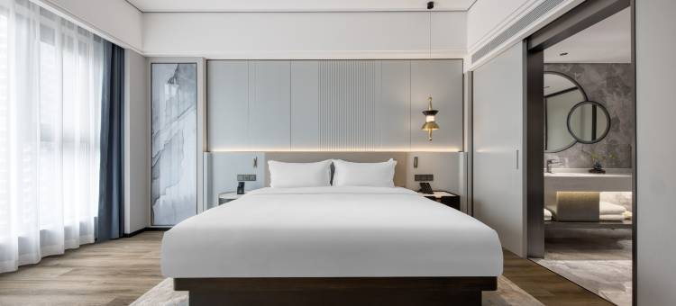 皇马椰海国际酒店(海口国贸中心万象城店)图片