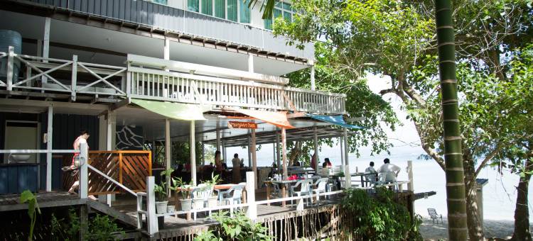 OYO 90980彩虹岛士邦加(OYO 90980 Rainbow Island Sepanggar)图片