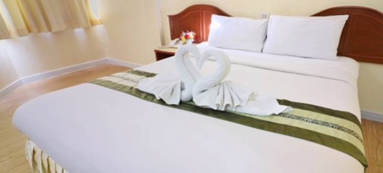 青蓬花园酒店(Chumphon Gardens Hotel)图片