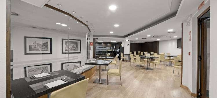 奥维埃多拉米罗 I 号中央酒店(Hotel Zentral Ramiro I Oviedo)图片