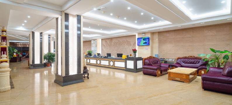 昆明恒亿大酒店(万象城昆明瑞鼎城悦容汇购物公园店)图片