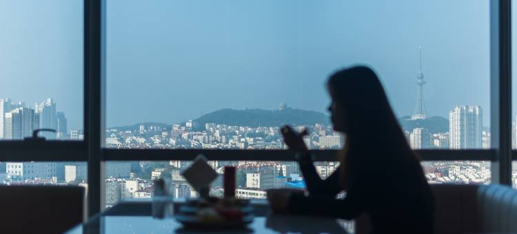 青岛中央商务区延吉路万达广场桔子水晶酒店图片