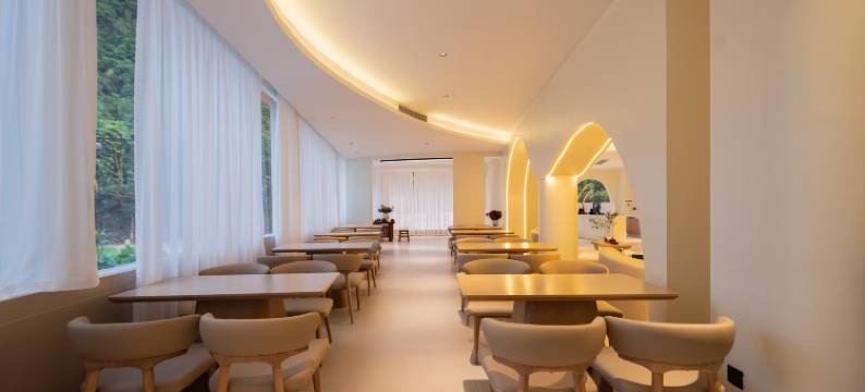 枕畔・山涧云舍|森林吸氧360°悬浮全景美墅(阳朔十里画廊遇龙河店)图片