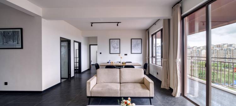 随遇民宿(广西师范大学雁山校区大学城店)图片