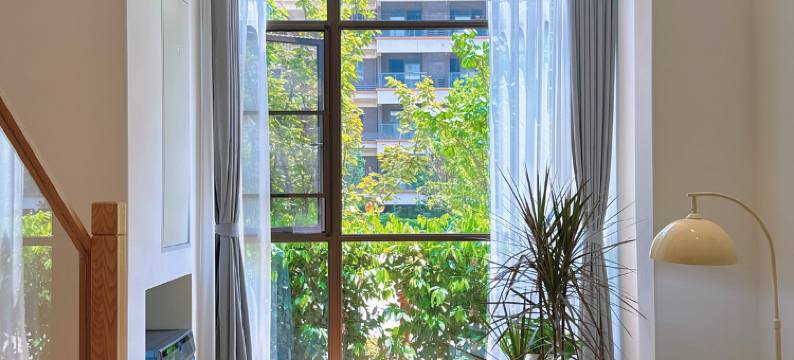 峨眉山浮光湖畔酒店(高铁站峨秀湖旅游度假区店)图片