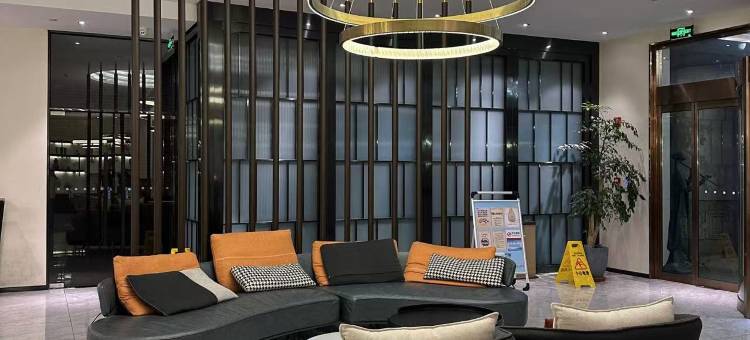 重庆南倾·同聚酒店(观音桥步行街店)图片