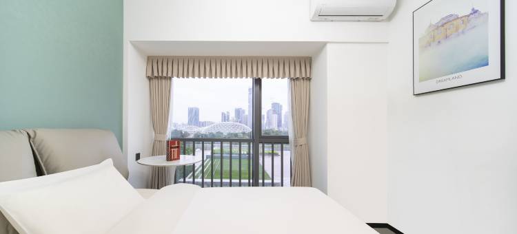 U寓美宿(佛山祖庙万科金融中心店)图片