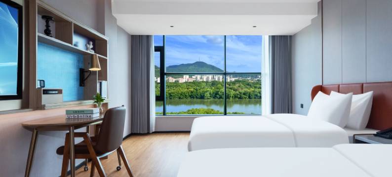 三亚峰创假日酒店(三亚湾市政府店)图片