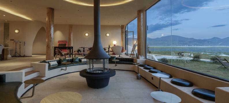 香格里拉·拉菲尔·草原与海·度假庄园 villa(纳帕海景区店)图片