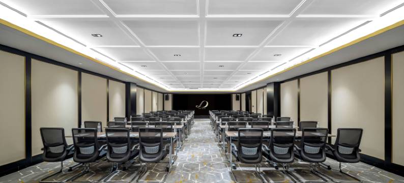 希岸Deluxe酒店(哈尔滨哈西高铁站万达广场店)图片