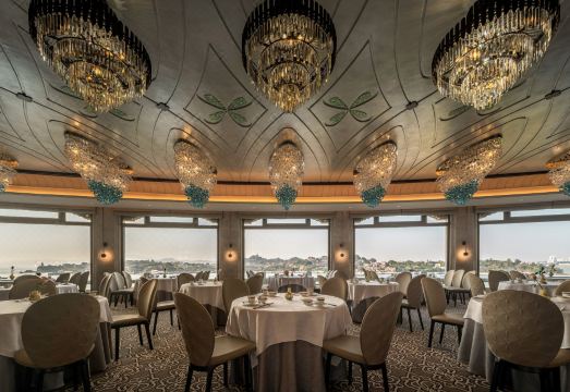 Xiamen Lujiang Harbourview HotelHotel Overview