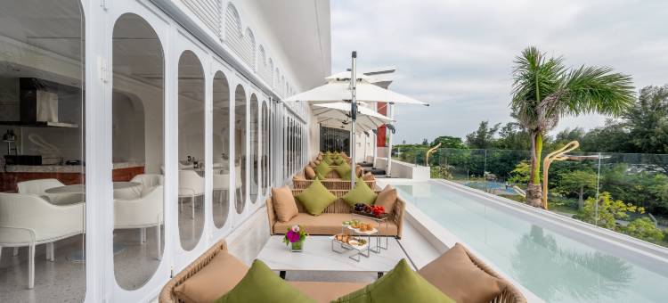 北海银滩拂沙酒店(潮雕广场店)图片