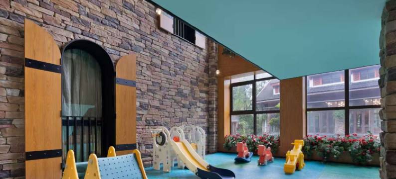 青城山前山景区原石滩酒店(青城山高铁站店)图片