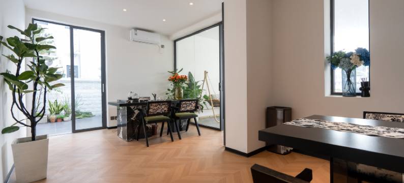 深圳较场尾柒月南风客栈图片