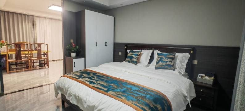 南宫山茶居图片