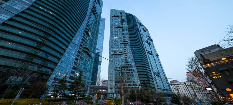 品海民宿(大连火车站中山广场店)图片