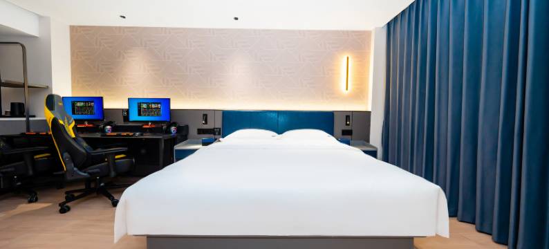 EHA电竞酒店(和平公园青山印象城店)图片