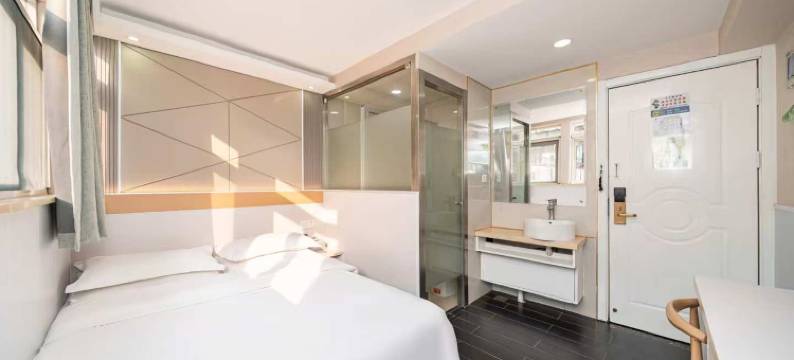 曼福楼优选酒店(上海南京西路店)图片