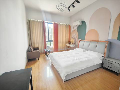 橙楠民宿(李湾地铁站)