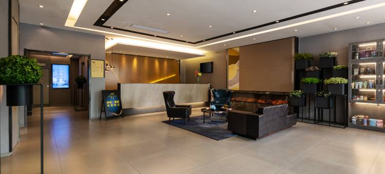 美娱·星峰电竞酒店(枣庄光明西路高铁站店)图片