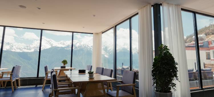 一棵树·雪山景观民宿(德钦飞来寺店)图片