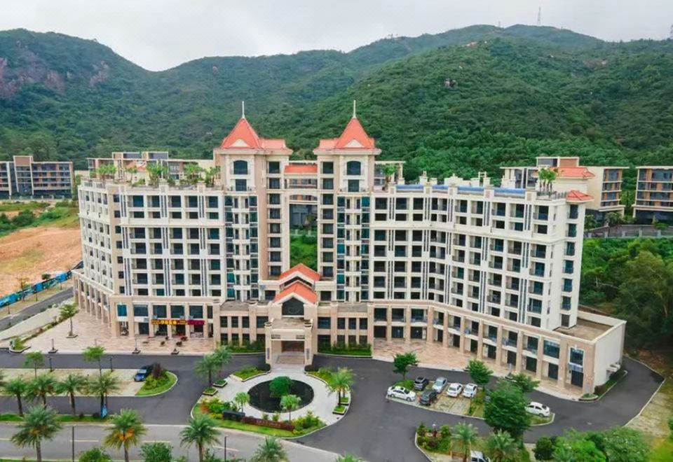 古兜天际温泉酒店外景图