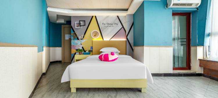 甜梦酒店(江南宋城文化旅游区步步高新天地店)图片