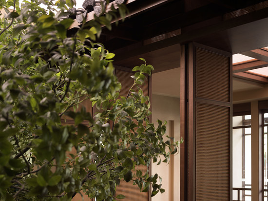 安吉九州昌硕广场亚朵见野酒店