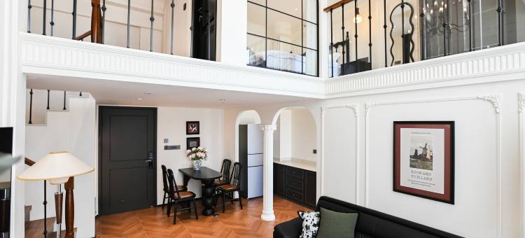 9号•早晨RiverViewAudioVisualKingRoomLOFT设计公寓(潮州湘桥店)图片