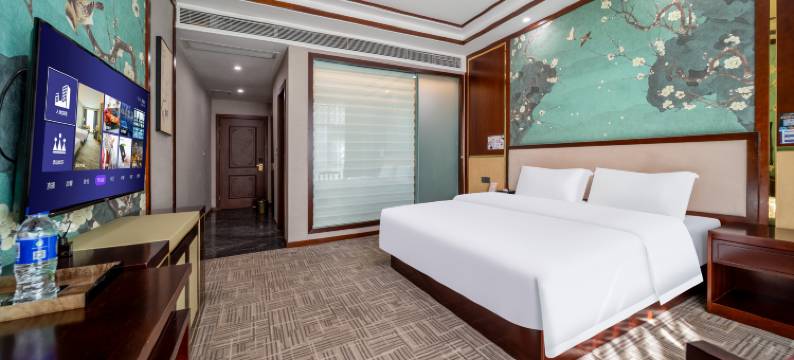 栖云雅居酒店(兴义桔山广场梦乐城店)图片