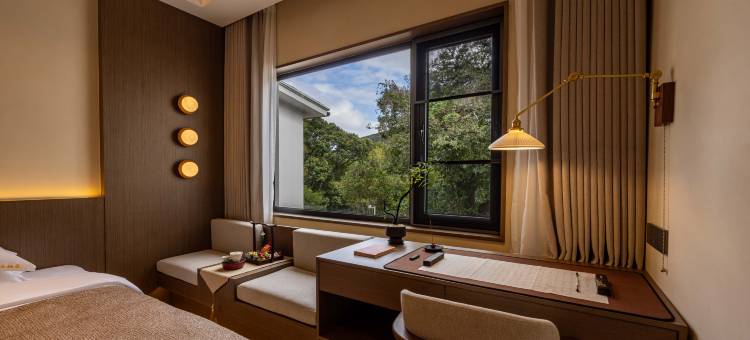 花筑·山隐云栖居(普陀山万佛宝塔店)图片