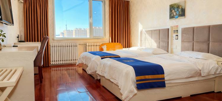 速8酒店(张家口崇礼区庆典广场酒店)图片