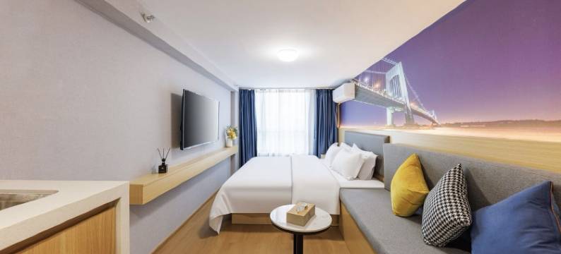 美柏•轻居国际公寓(沙贝地铁站店)图片