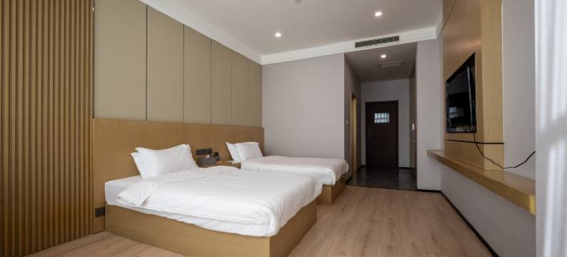 平凉丽晶酒店图片