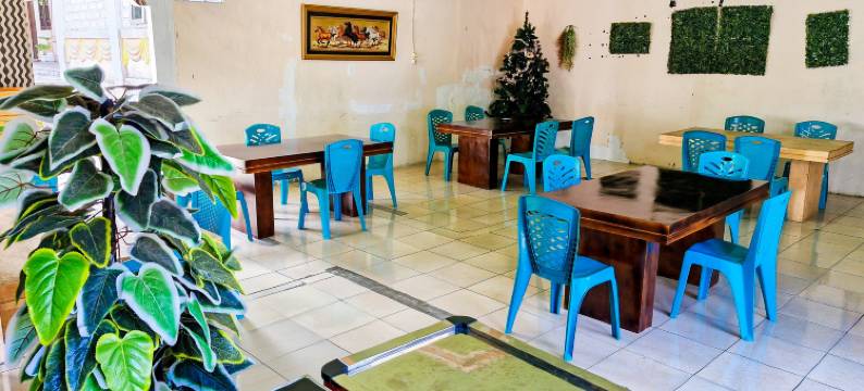 RedDoorz @ Hotel Gloria Borong图片