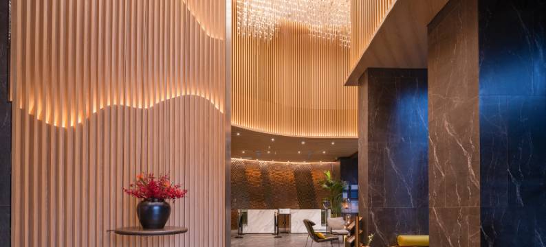 兰顿Q酒店(红河哈尼族彝族自治州建水小火车紫陶街店)图片