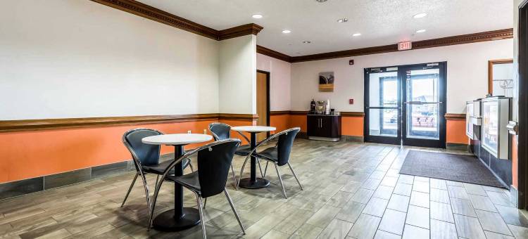 印第安纳波利斯品质套房酒店(Motel 6 Indianapolis, in - Southport)图片