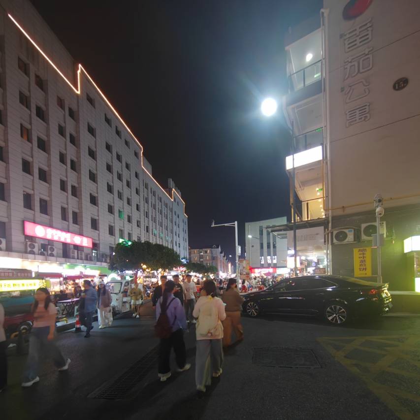 宜尚酒店(长沙步步高梅溪新天地涉外经济学院店)图片