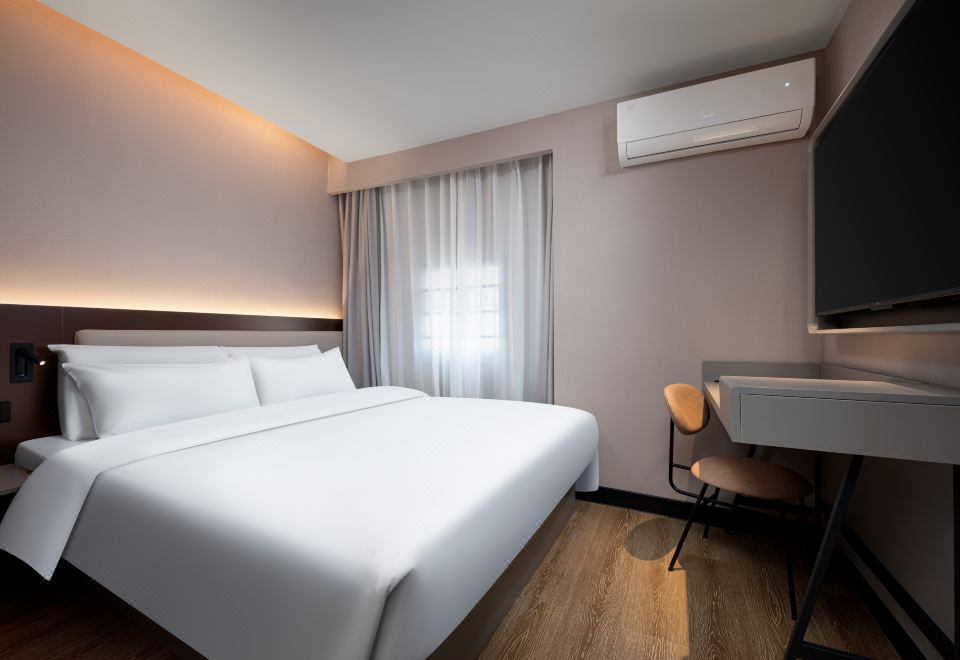  Hotel Overview