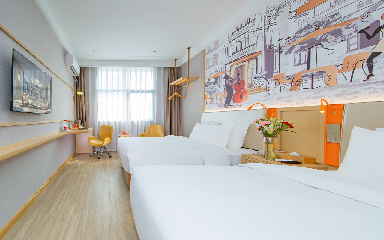 Vienna 3 Best Hotel (Huanggang Tuanfeng Desheng) Over view