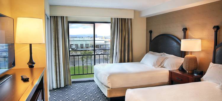 洛杉矶国际机场南安泊套房酒店(Embassy Suites by Hilton Los Angeles International Airport South)图片