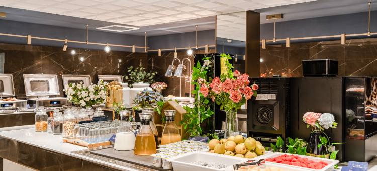 武汉江汉路步行街万象城枫渡酒店图片