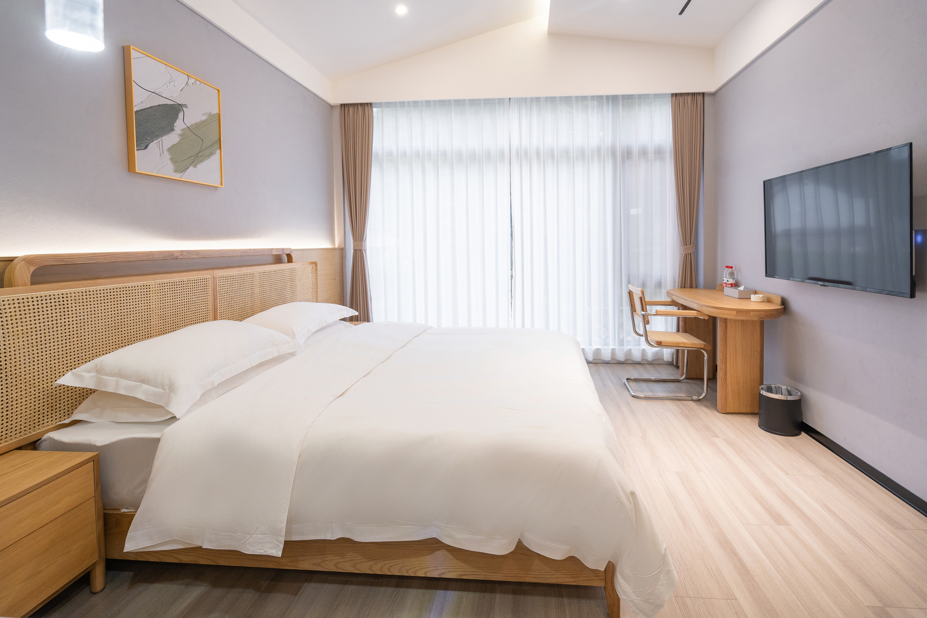 YueXi Qianshanli Homestay Over view