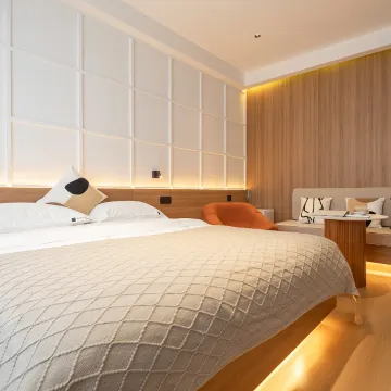 缘宿·设计师民宿（太原柳巷铜锣湾国际购物中心店）