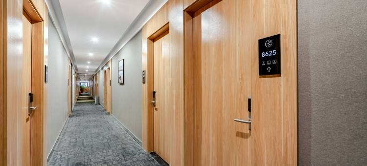 凯樾酒店(常州雪堰嬉戏谷店)图片